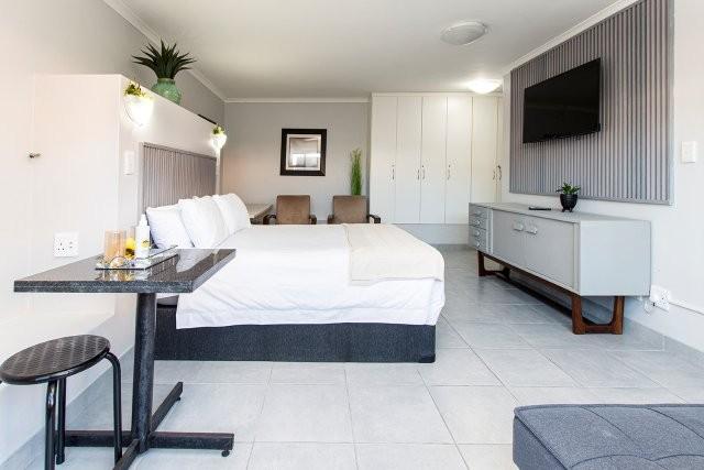 5 Bedroom Property for Sale in Mossel Bay Golf Estate Western Cape